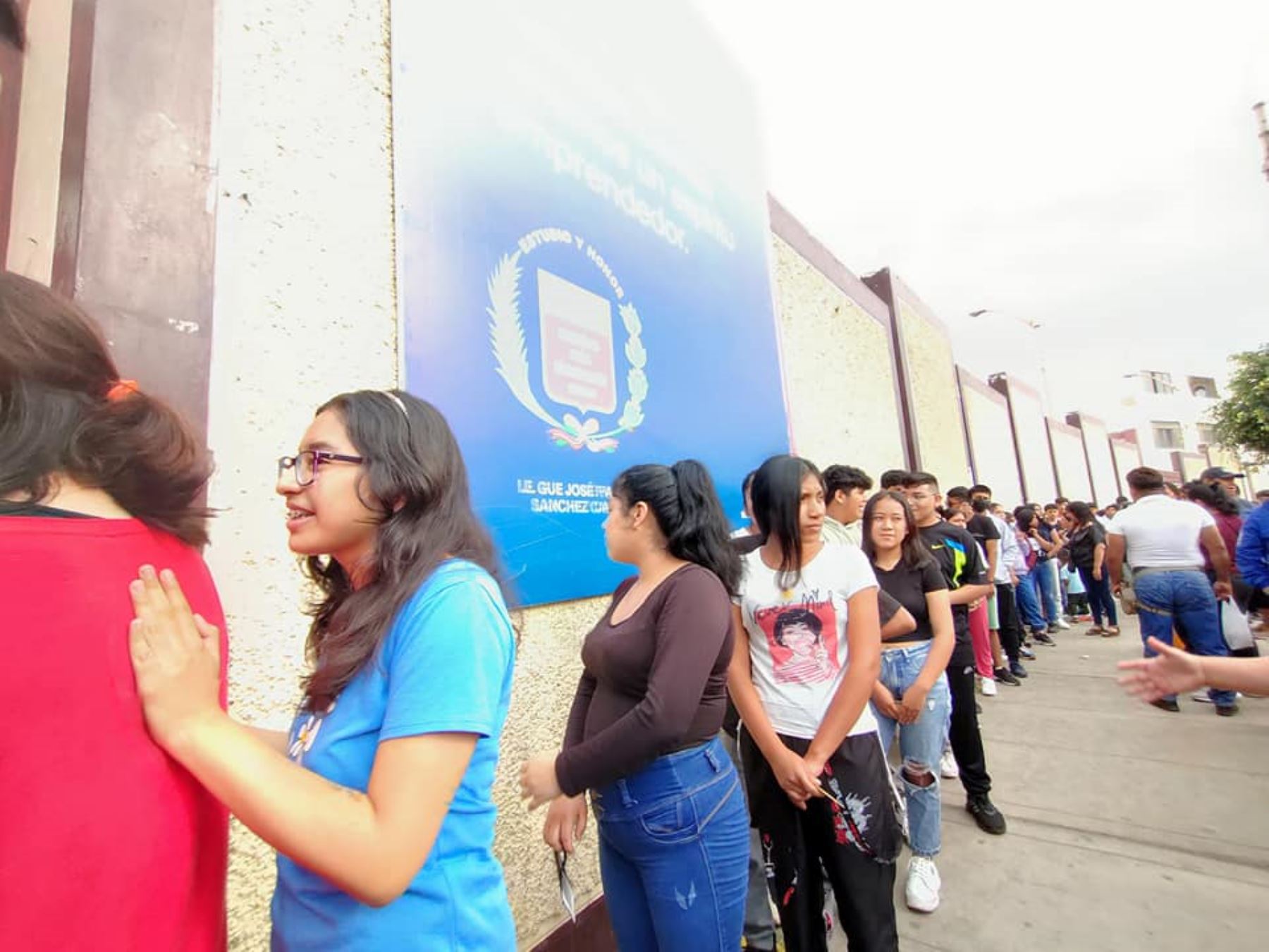Más de 800 escolares postularon por una plaza al Colegio de Alto Rendimiento