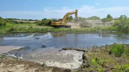 La Libertad: inician limpieza y descolmatación en ambas márgenes de quebrada Santanero y el río Virú