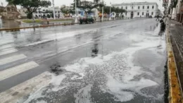 Trujillo soporta lluvia de ligera a moderada intensidad por transvase desde hace 3 horas