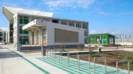 Entregarán moderno colegio en San Pedro de Lloc: Infraestructura Educativa y Sostenibilidad como Prioridades